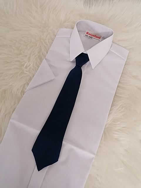 tmavomodrá chlapčenská kravata 2