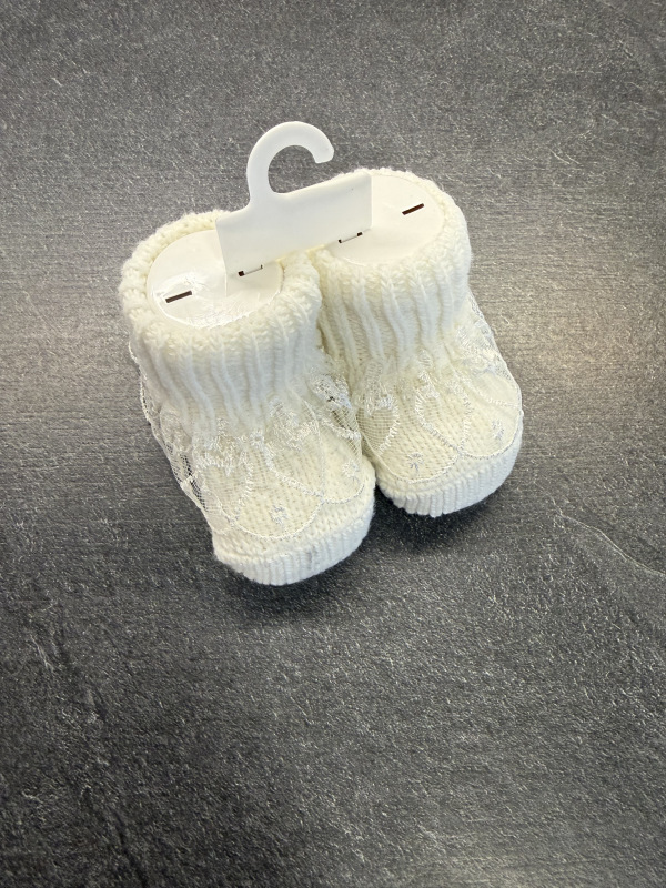 Ponožky s čipkou 1- smotanové