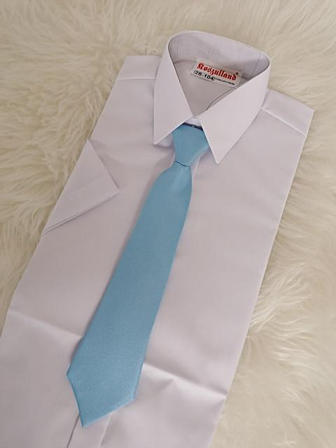 modrá chlapčenská kravata
